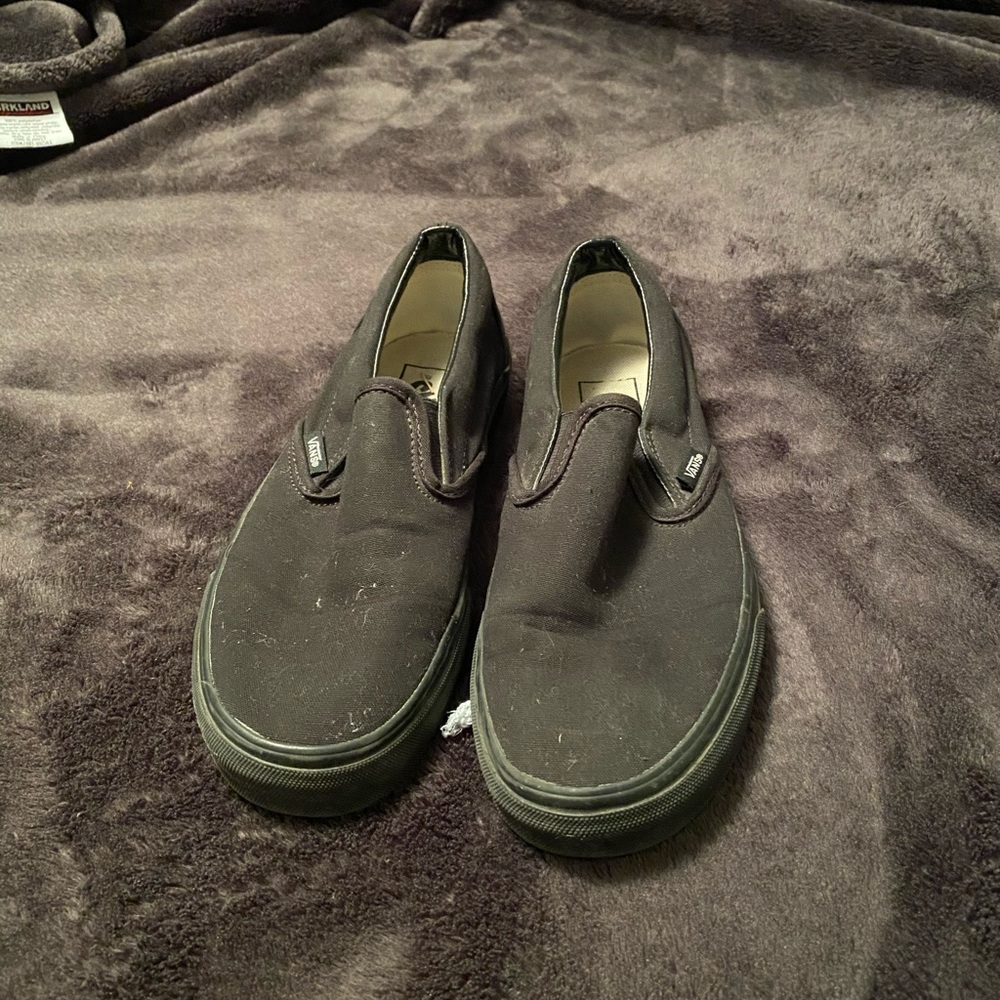 Vans - Picture 3 of 4